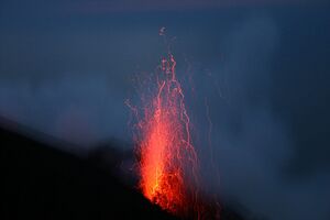 Äolische Inseln - Stromboli - Eruption.jpg