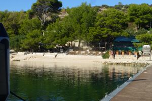 20170921 Skrivena Luka 4.JPG