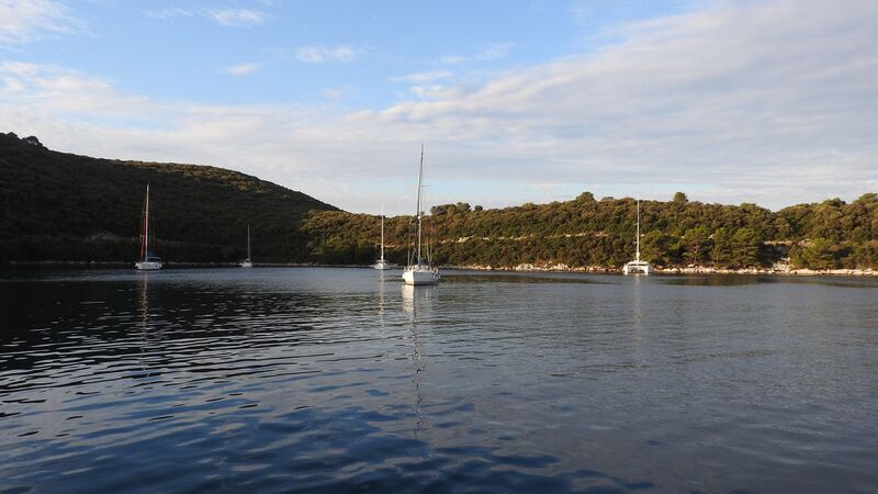 Datei:20170927Pomena Bucht (3).JPG