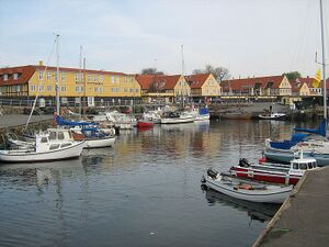 800px-Svaneke harbour.JPG