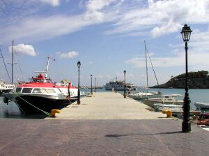 Alonnisos pat neue pier.JPG