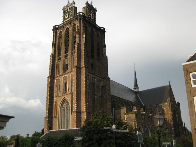 Datei:DordrechtKirche.jpg