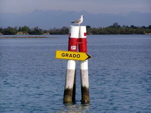 Grado stadthafen kanaleinfahrt3.JPG