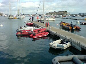 Guernsey beibootsteg.jpg