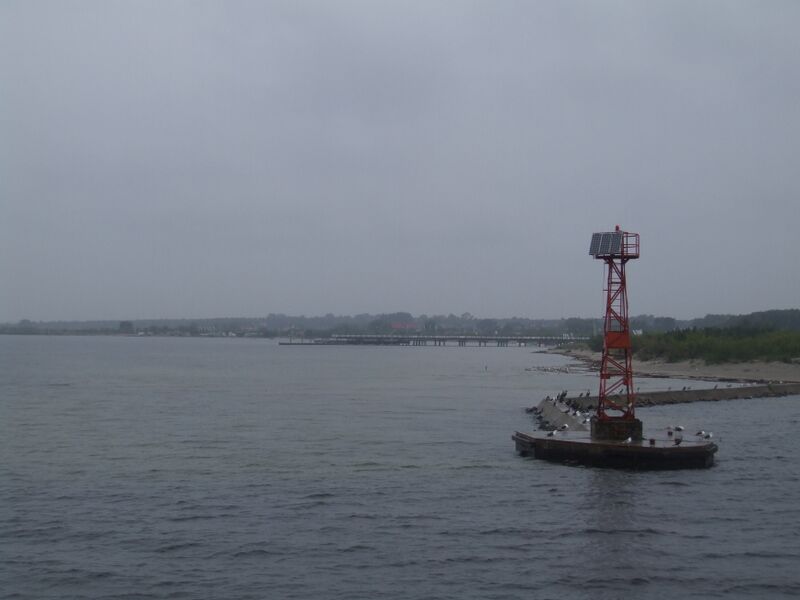 Datei:Jastarnia molenfeuer seebruecke.jpg