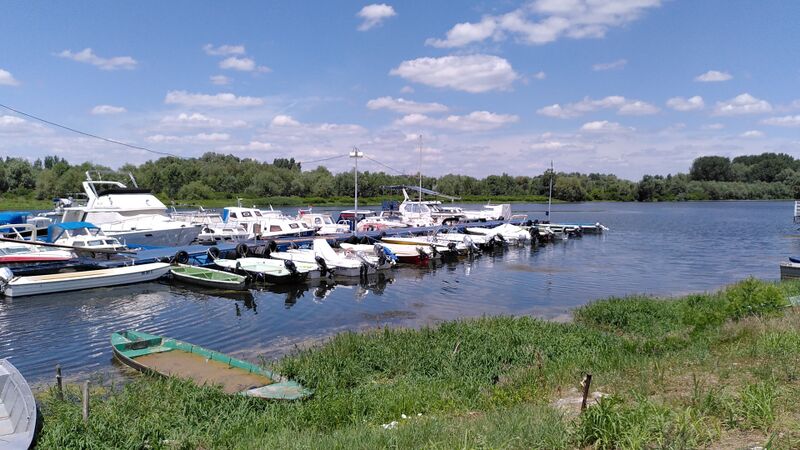 Datei:Kostolac Hafen.jpg