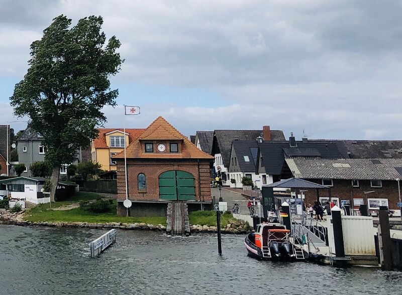 Datei:Maasholm DGzRS.jpg