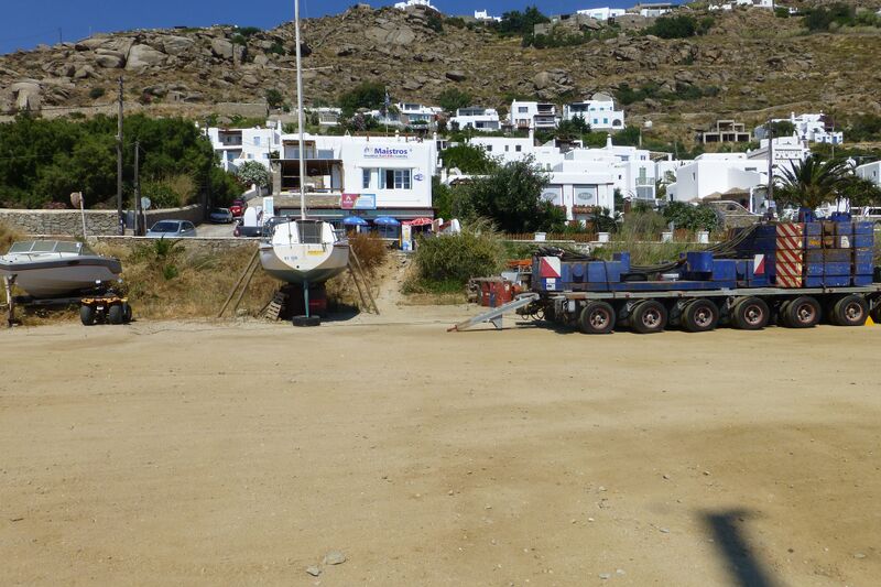 Datei:Mykonos Marina 4 Supermarkt.JPG