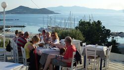 Naxos Tipp: Taverne Castle N37°6.31' E25°22.59'