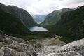 Blick von der Gletscherzunge auf den Gletschersee (Fjord im Hintergrund)