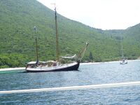 Bade- und Übernachtungs-Bucht Antisamos