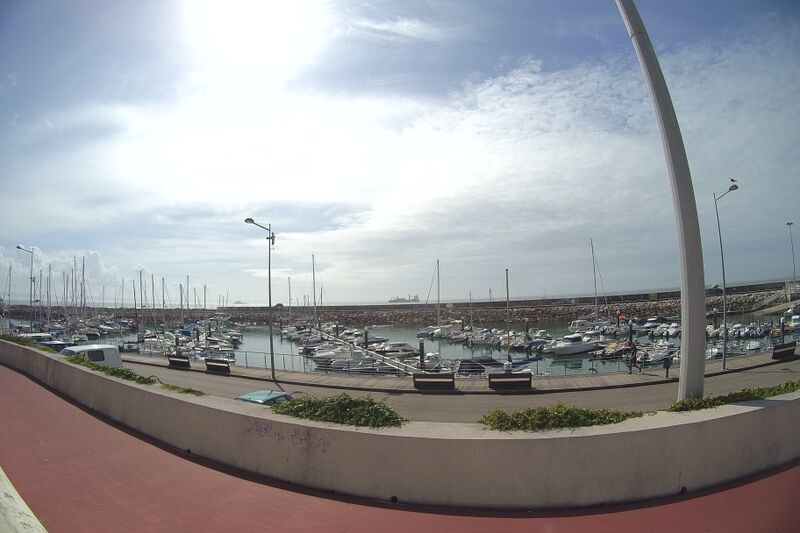 Datei:Oeiras Marina.jpeg