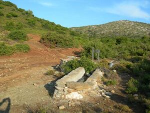 Pelagonisi zisterne.JPG