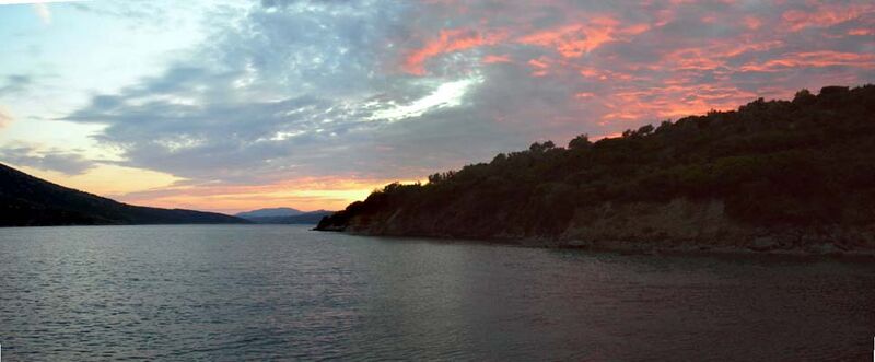 Datei:Peristera vas sunset.JPG