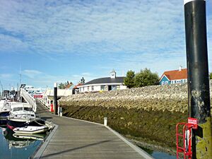 Porthsmouth hasler marina buero.jpg