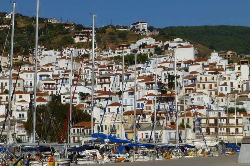 Datei:Skopelos Mole 2013-09-25.JPG
